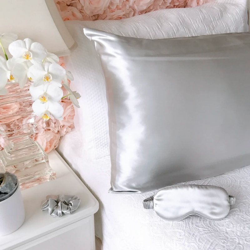 Buttersilk Signature Silk Pillowcase in Platinum BUTTERSILK